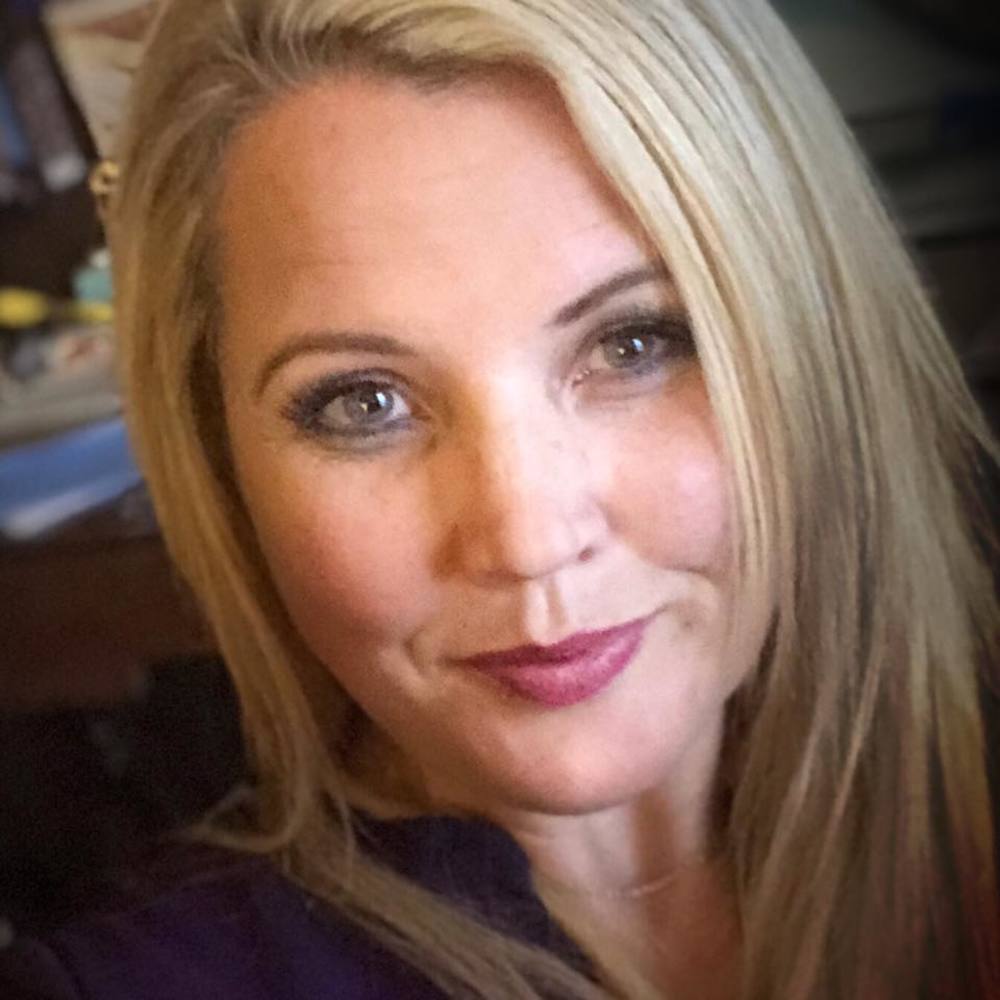 Meet your Posher, Sharon